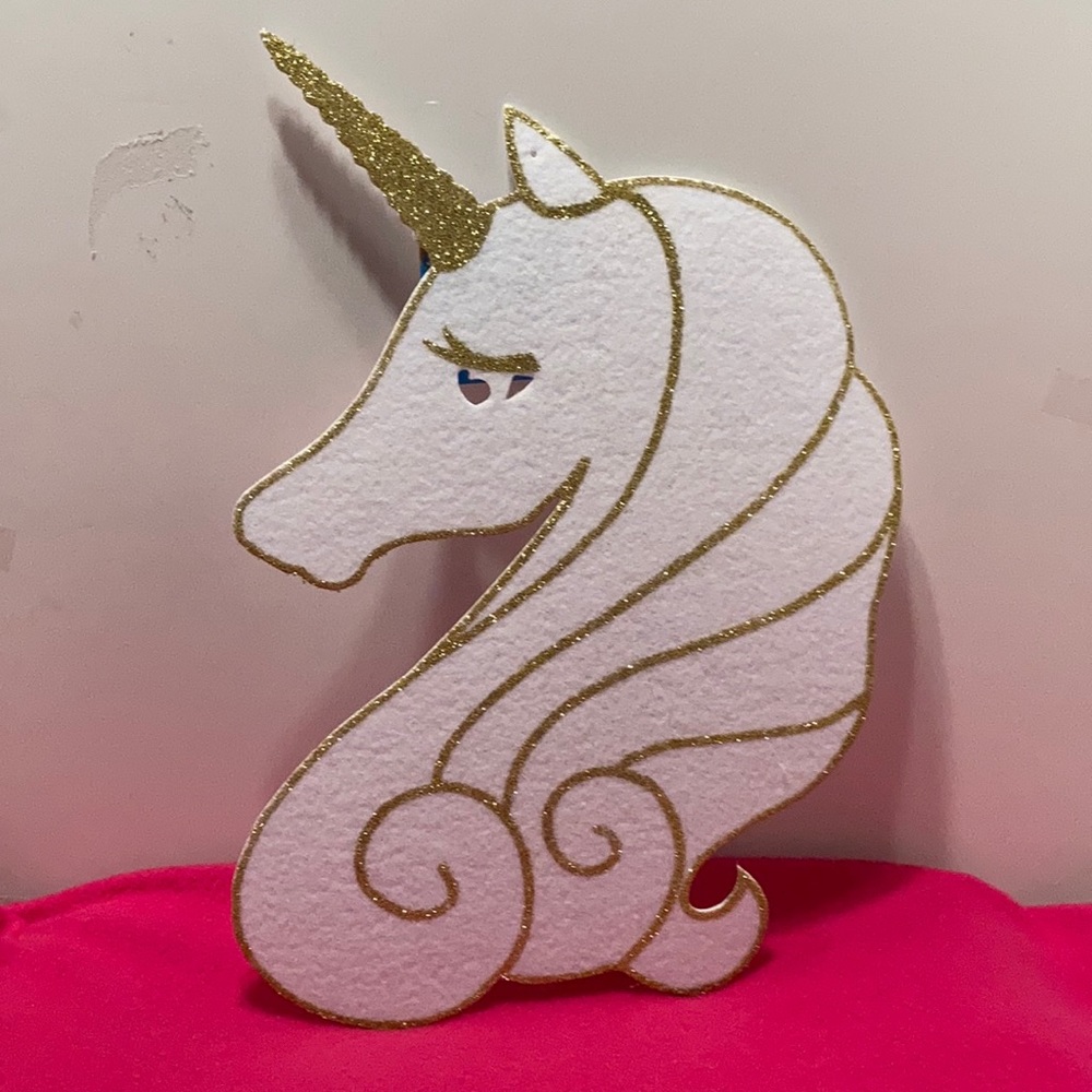 NWT Unicorn Design Wall Hanging